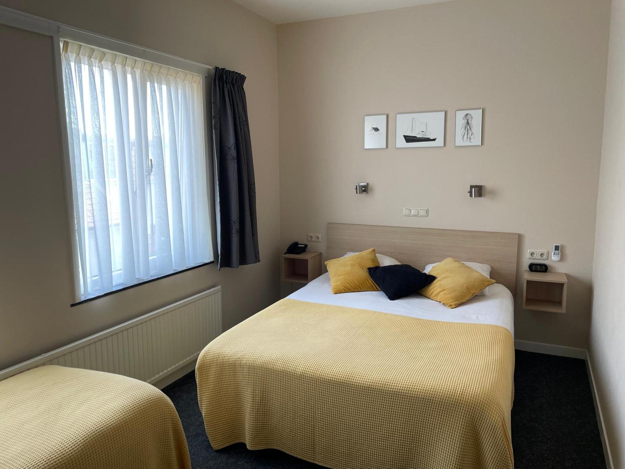 ווסט טרשחלינג Hotel Oepkes מראה חיצוני תמונה