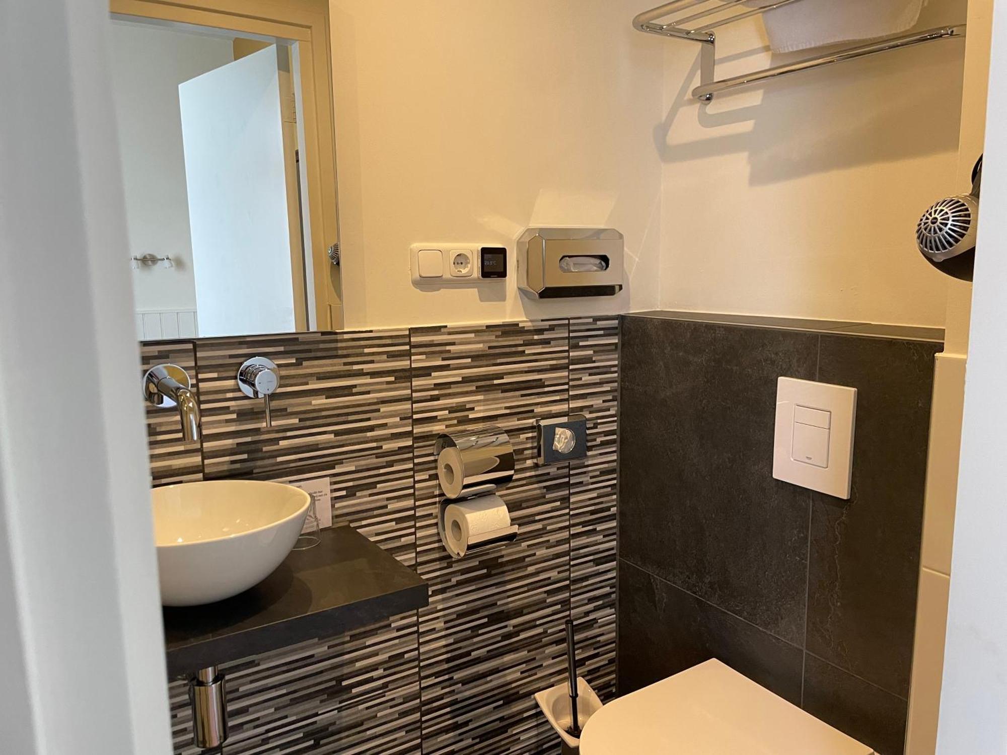ווסט טרשחלינג Hotel Oepkes מראה חיצוני תמונה